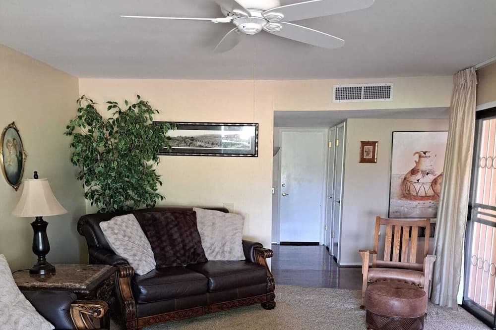 Photo of Livingroom in Sun City West