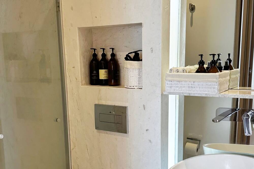 Photo of Bathroom in San Miguel Chapultepec