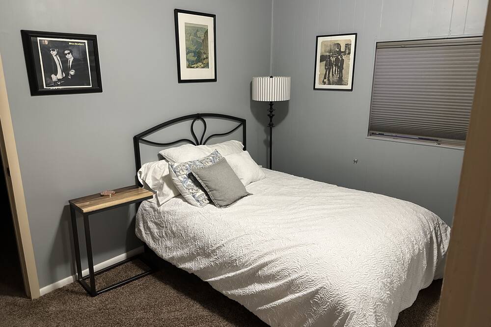 Photo of Bedroom in Ponderosa Park