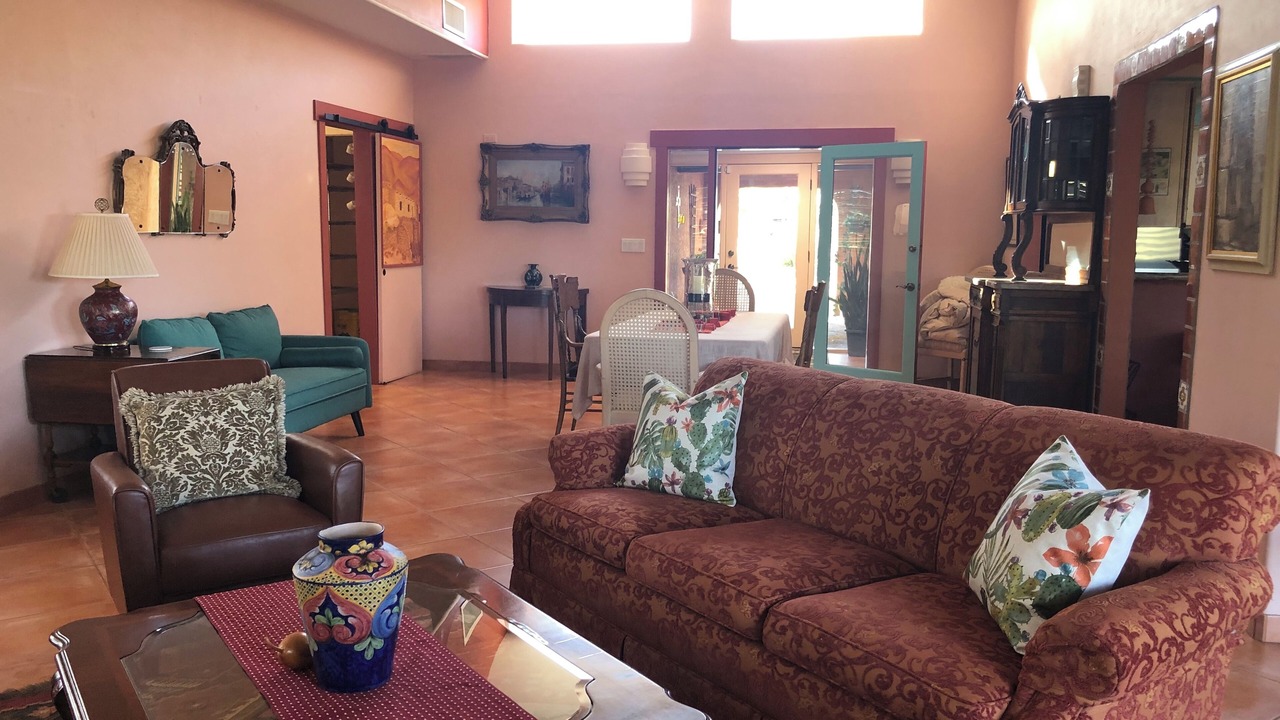 Photo of Livingroom in Green Valley