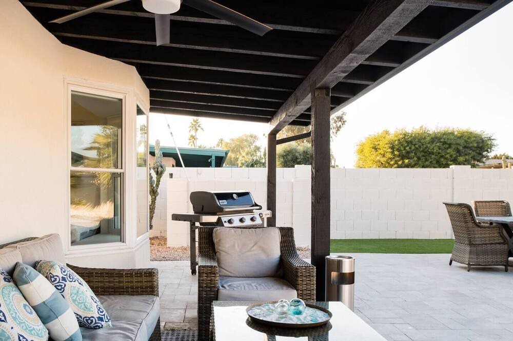 Photo of Patio Balcony in Desert Paradise Estates