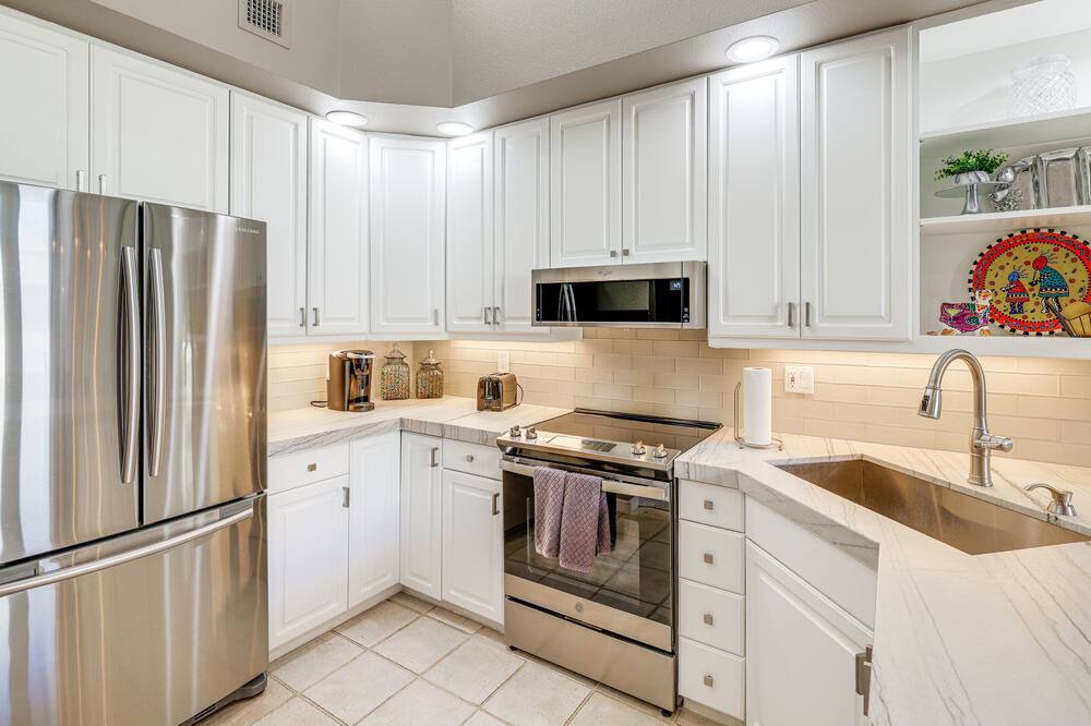 Photo of Kitchen in Camelback East