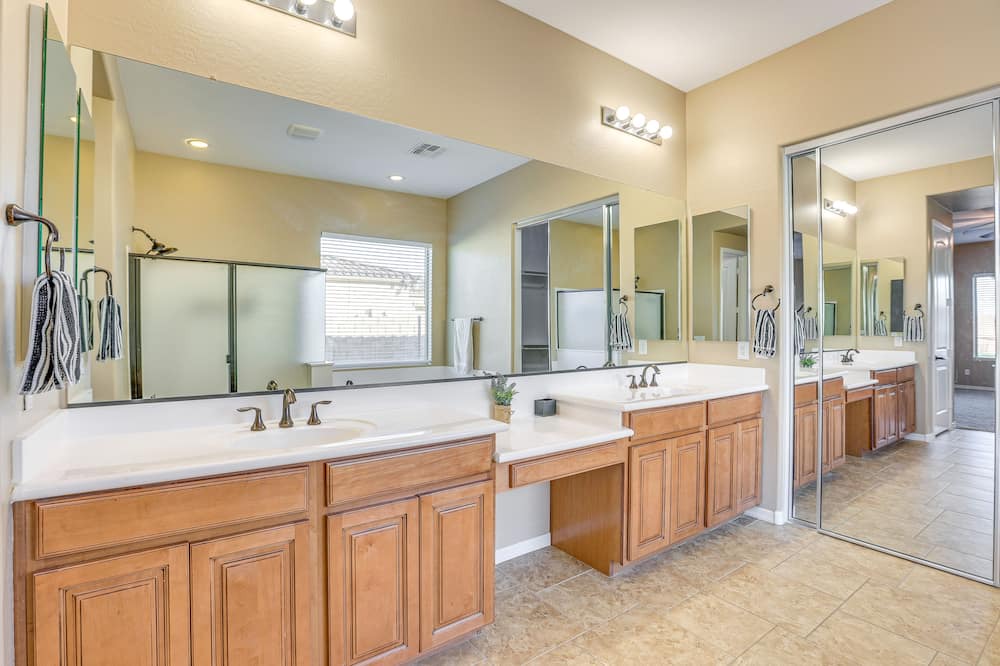 Photo of Bathroom in Goodyear