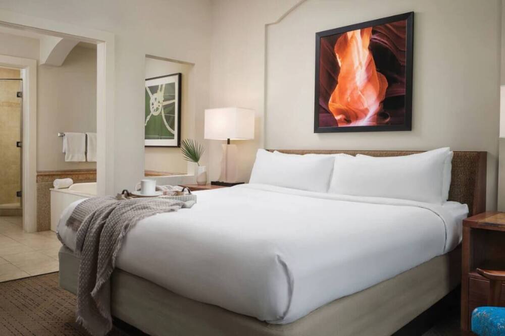 Photo of Bedroom in Desert Ridge