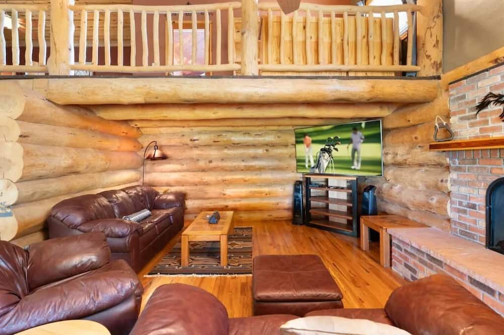 Photo of Livingroom in Mountain Club