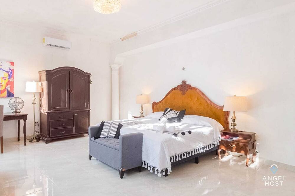 Photo of Bedroom in Zona Paseo Montejo