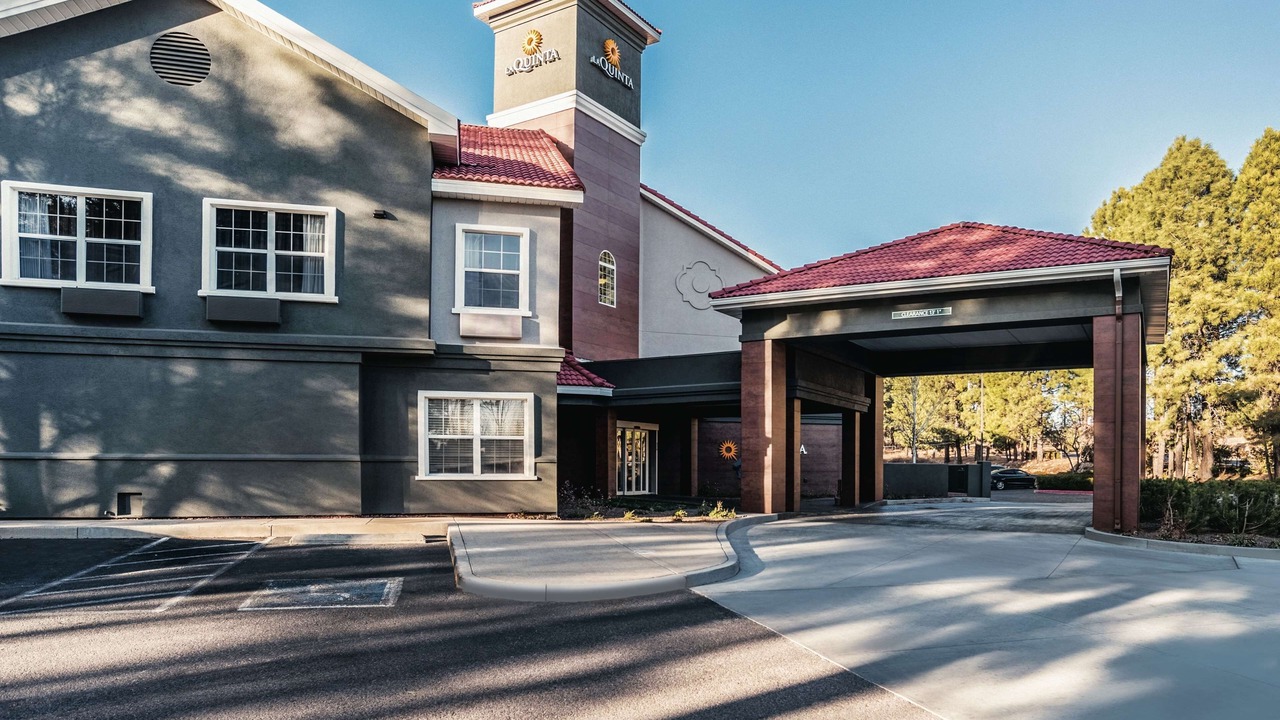 Photo of Outdoor in Woodlands Village