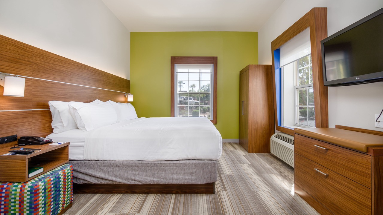 Photo of Bedroom in South Mountain