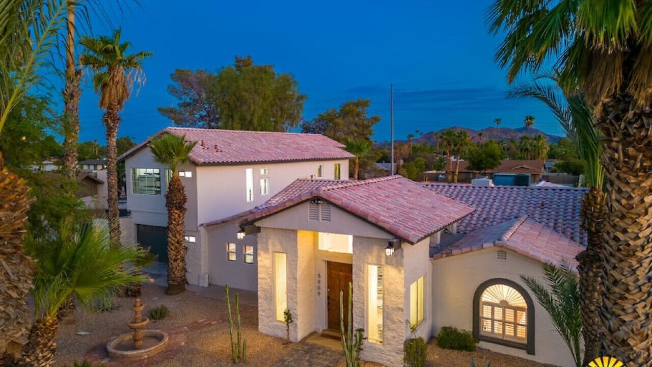 Photo of Outdoor in Paradise Valley Village