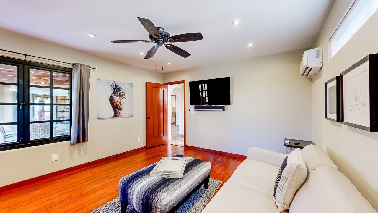 Photo of Livingroom in Desert Hills