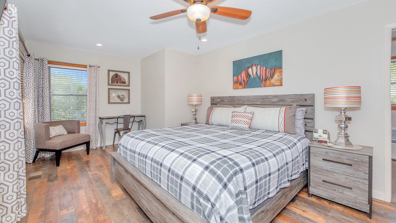 Photo of Bedroom in Iron Springs