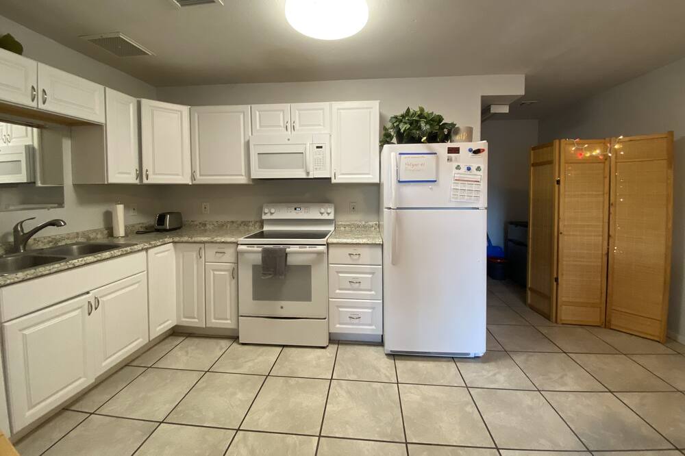 Photo of Kitchen in Cottonwood-Verde Village