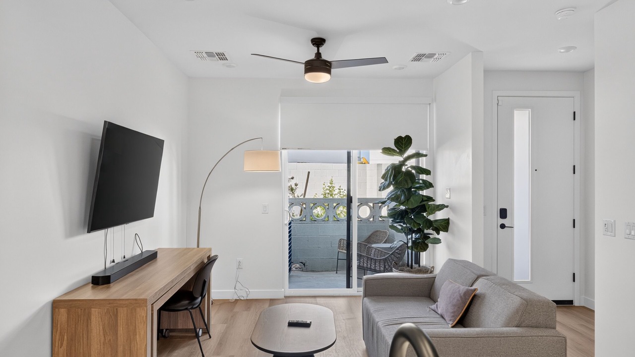 Photo of Livingroom in North Gateway