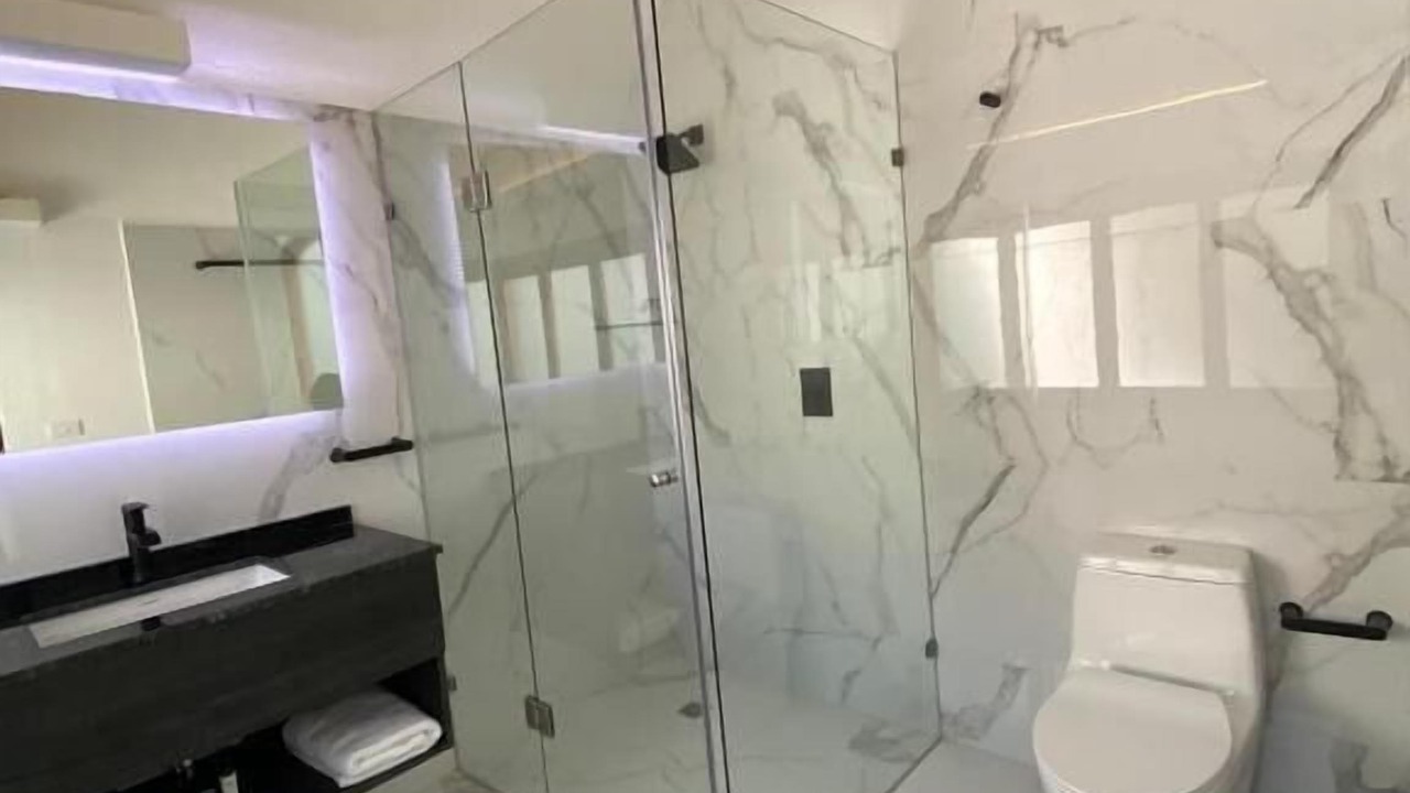 Photo of Bathroom in Del Carmen
