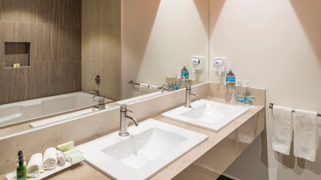 Photo of Bathroom in Celaya
