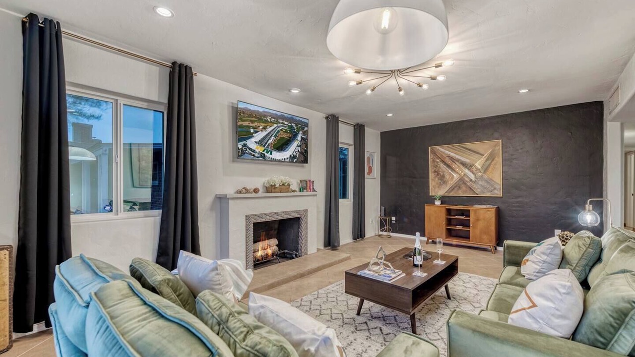 Photo of Livingroom in Truman Terrace