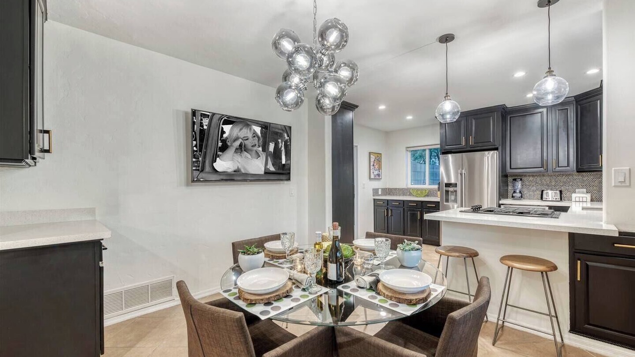 Photo of Livingroom in Truman Terrace