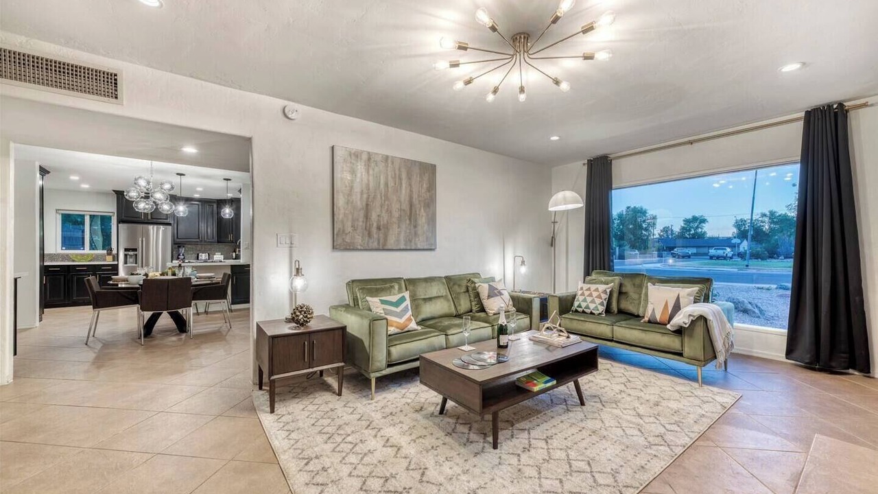 Photo of Livingroom in Truman Terrace