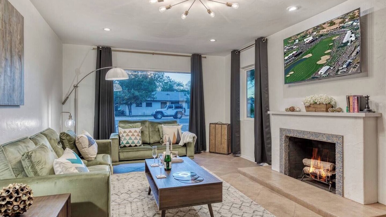 Photo of Livingroom in Truman Terrace