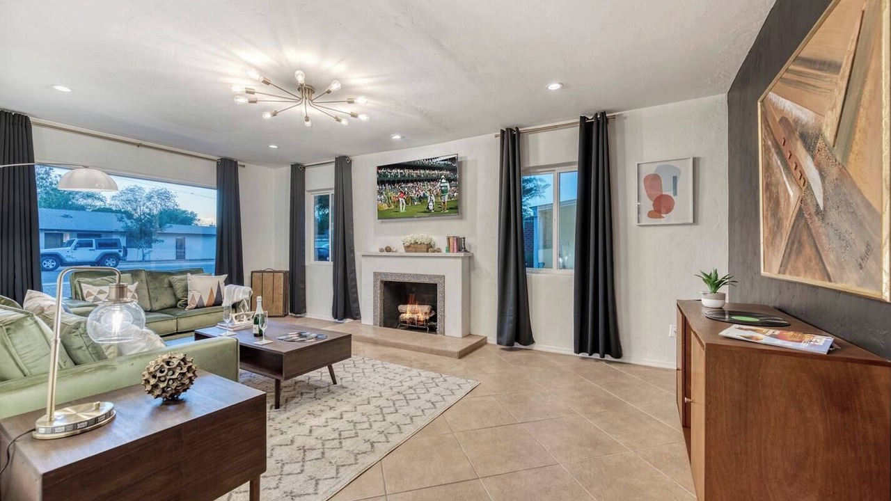 Photo of Livingroom in Truman Terrace