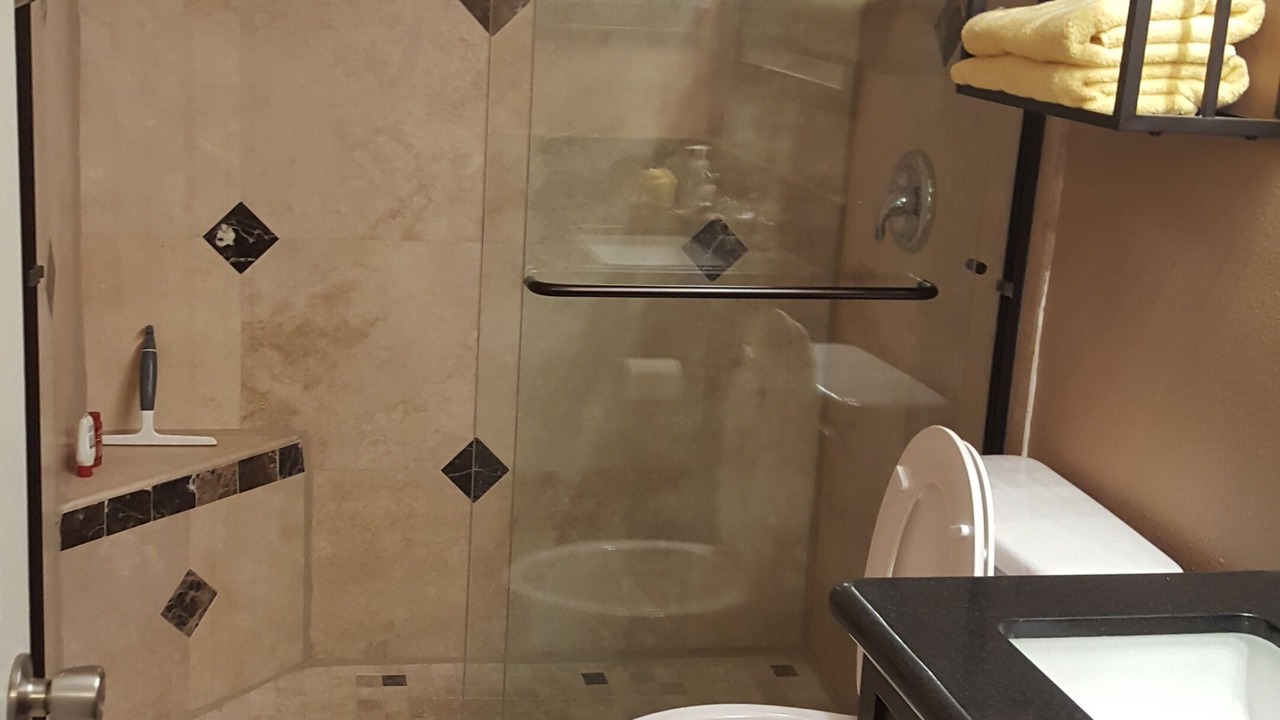 Photo of Bathroom in Entertainment District