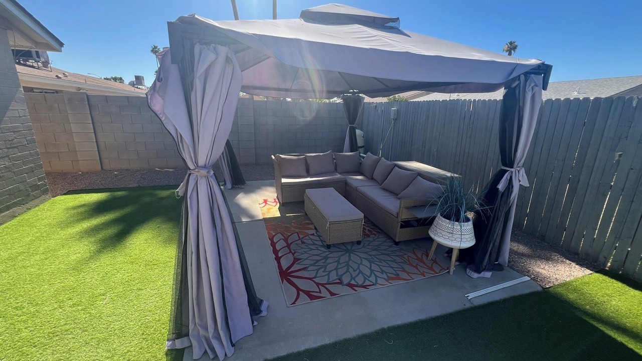 Photo of Patio Balcony in North Mountain
