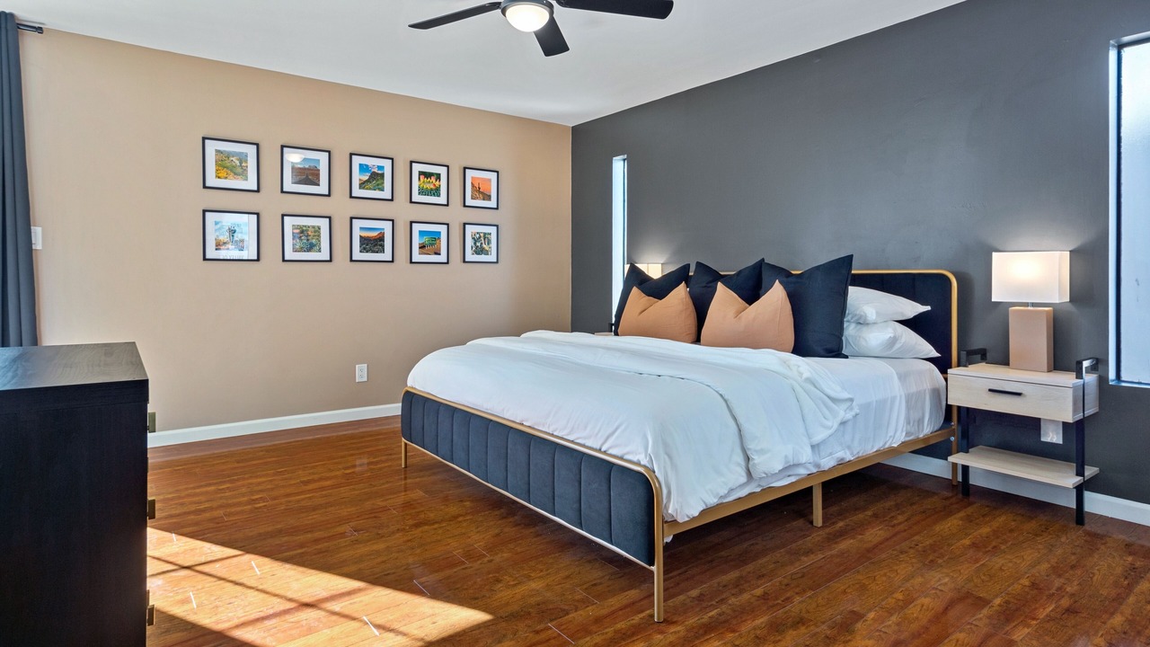 Photo of Bedroom in Raskin Estates