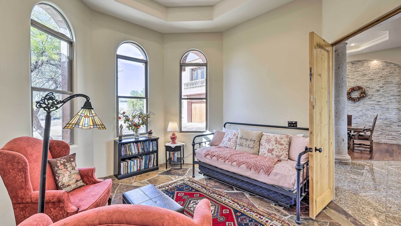 Photo of Livingroom in Rio Verde Foothills