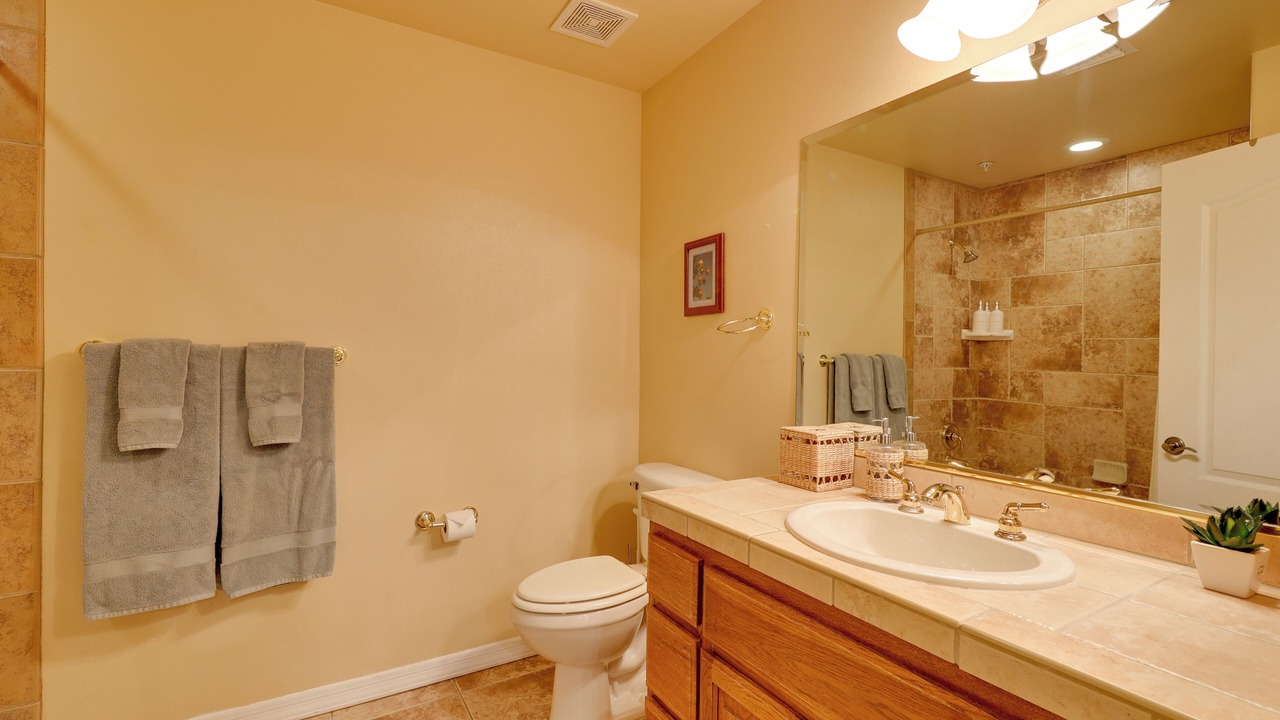 Photo of Bathroom in Bullhead City