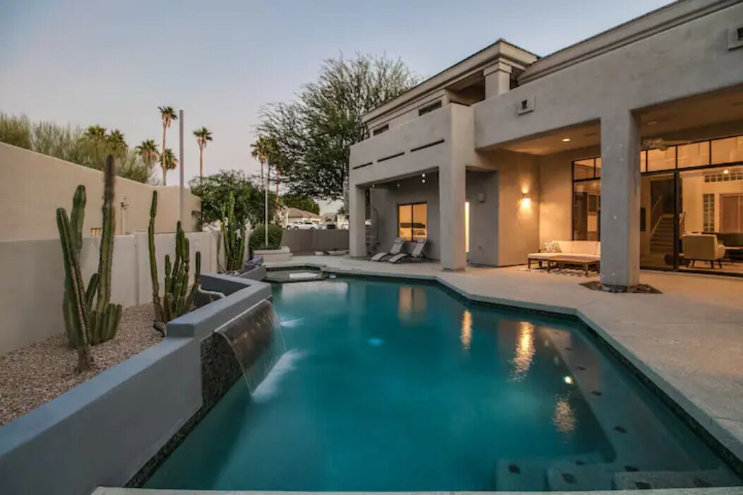 Photo of Outdoor in Paradise Valley Village