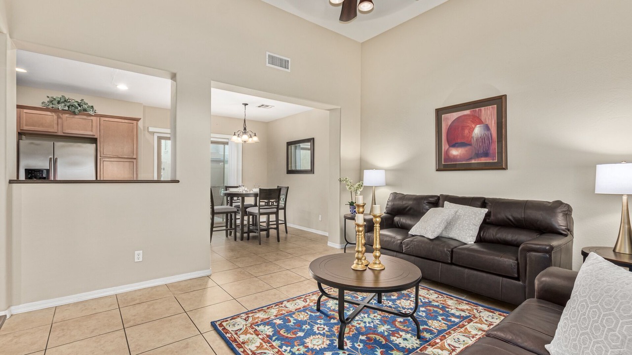 Photo of Livingroom in Paradise Valley Village