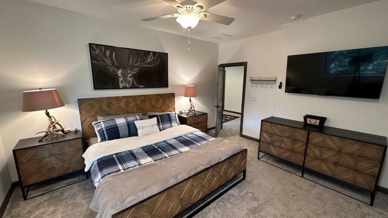 Photo of Bedroom in Clay Springs
