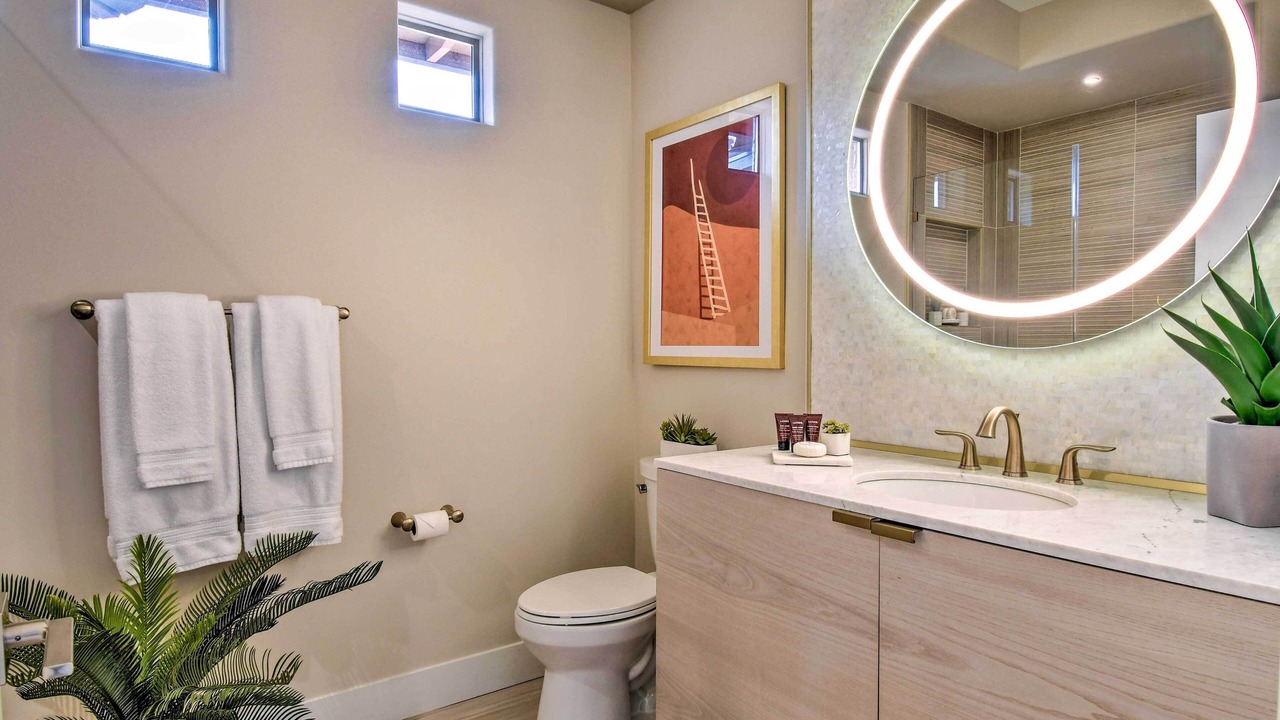 Photo of Bathroom in Central Scottsdale