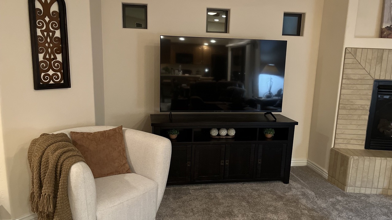 Photo of Livingroom in Desert Ridge