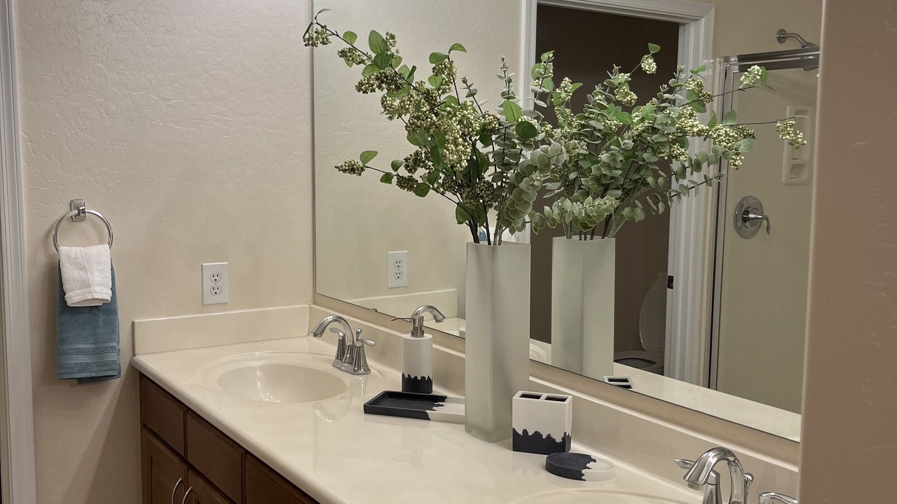 Photo of Bathroom in Desert Ridge