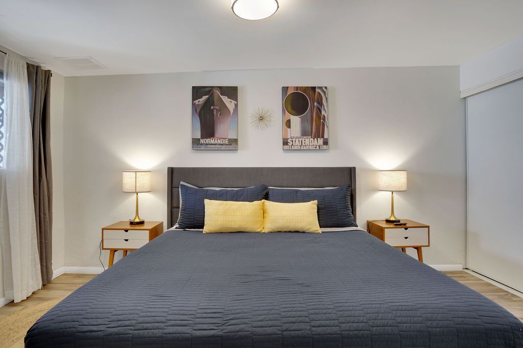 Photo of Bedroom in Harrison East South