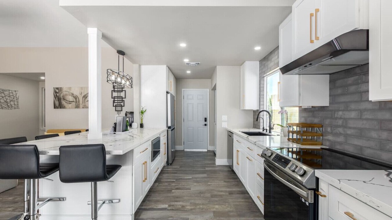 Photo of Kitchen in Paradise Valley Village