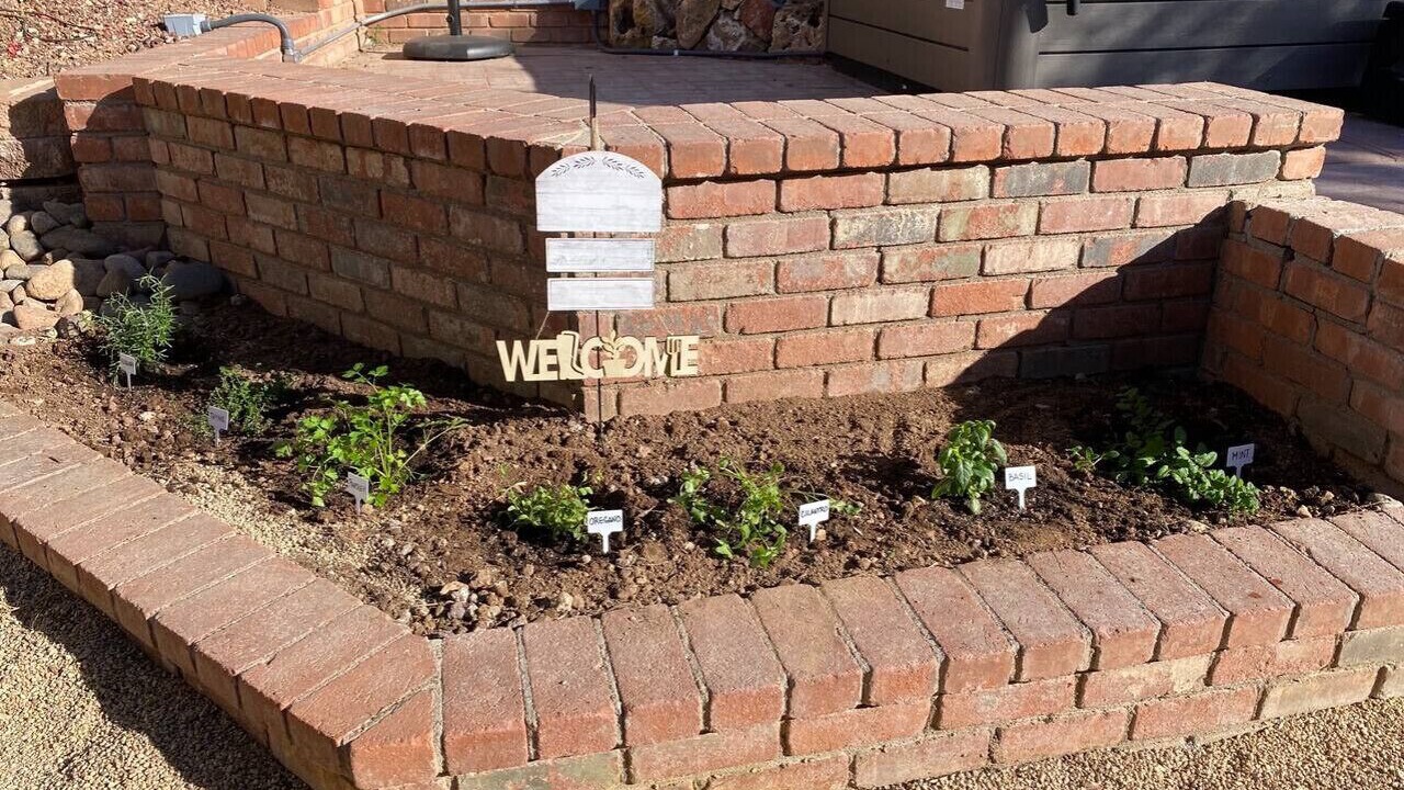 Photo of Outdoor in Paradise Valley Village