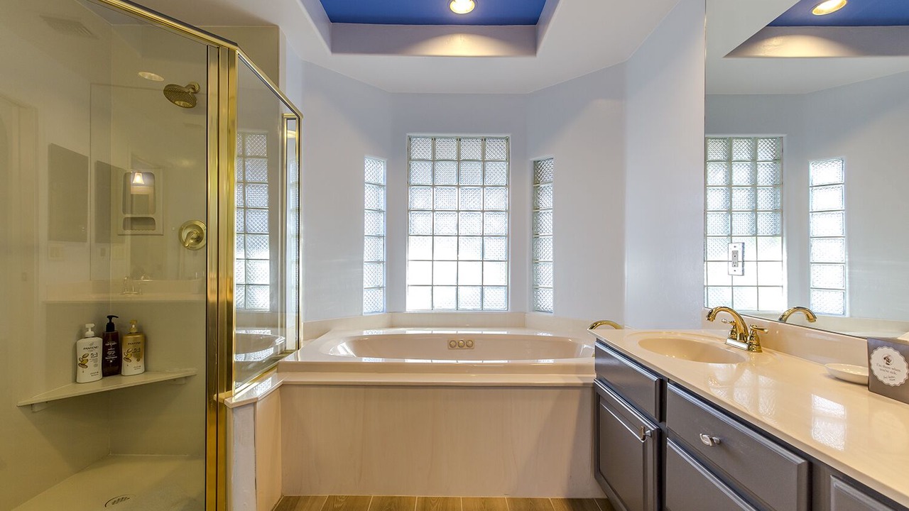 Photo of Bathroom in Tucson Estates