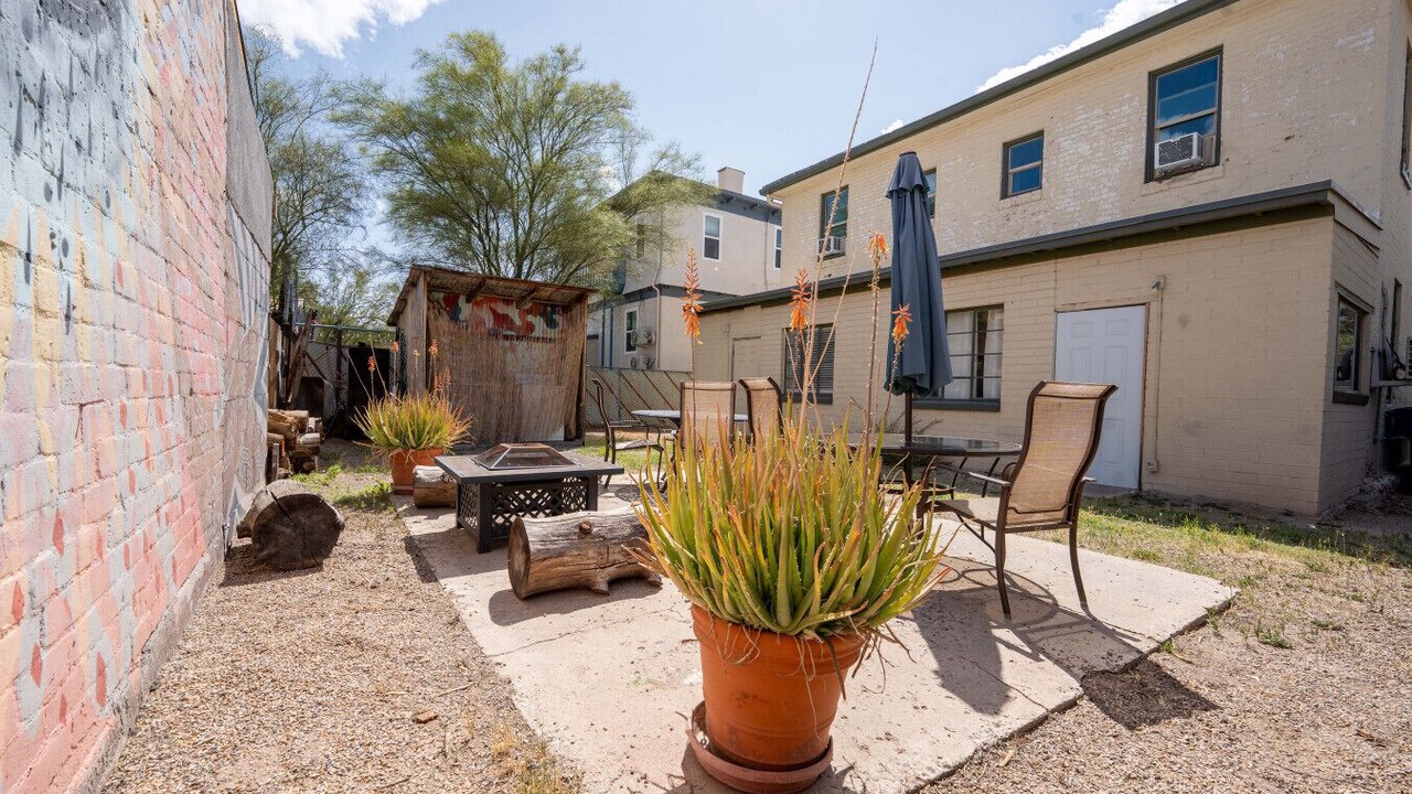Photo of Outdoor in Iron Horse Historic District