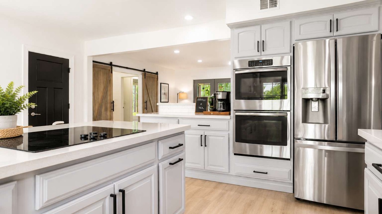 Photo of Kitchen in Camelback Shadows