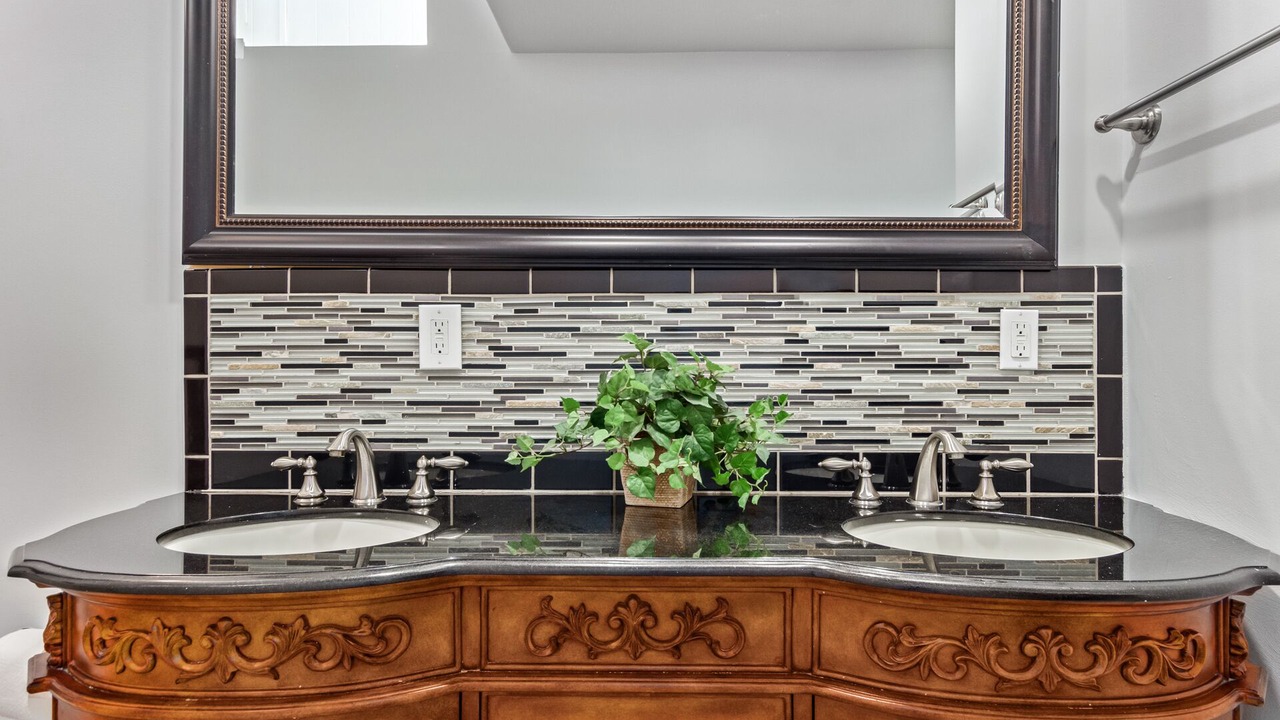 Photo of Bathroom in Glendale