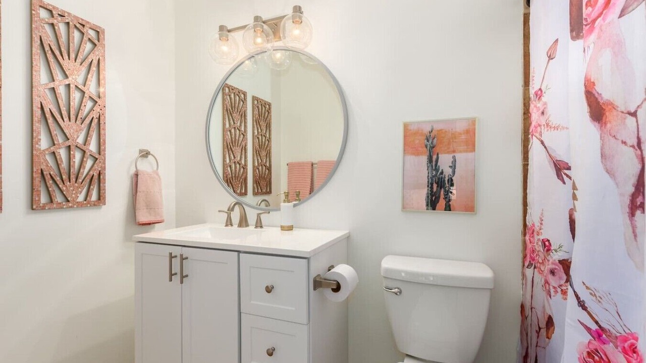 Photo of Bathroom in Scottsdale Estates Nine