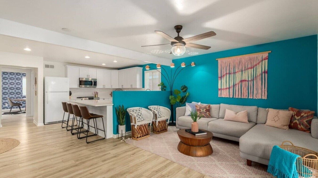 Photo of Livingroom in Scottsdale Estates Nine