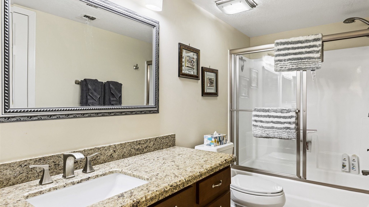 Photo of Bathroom in Quail Hill