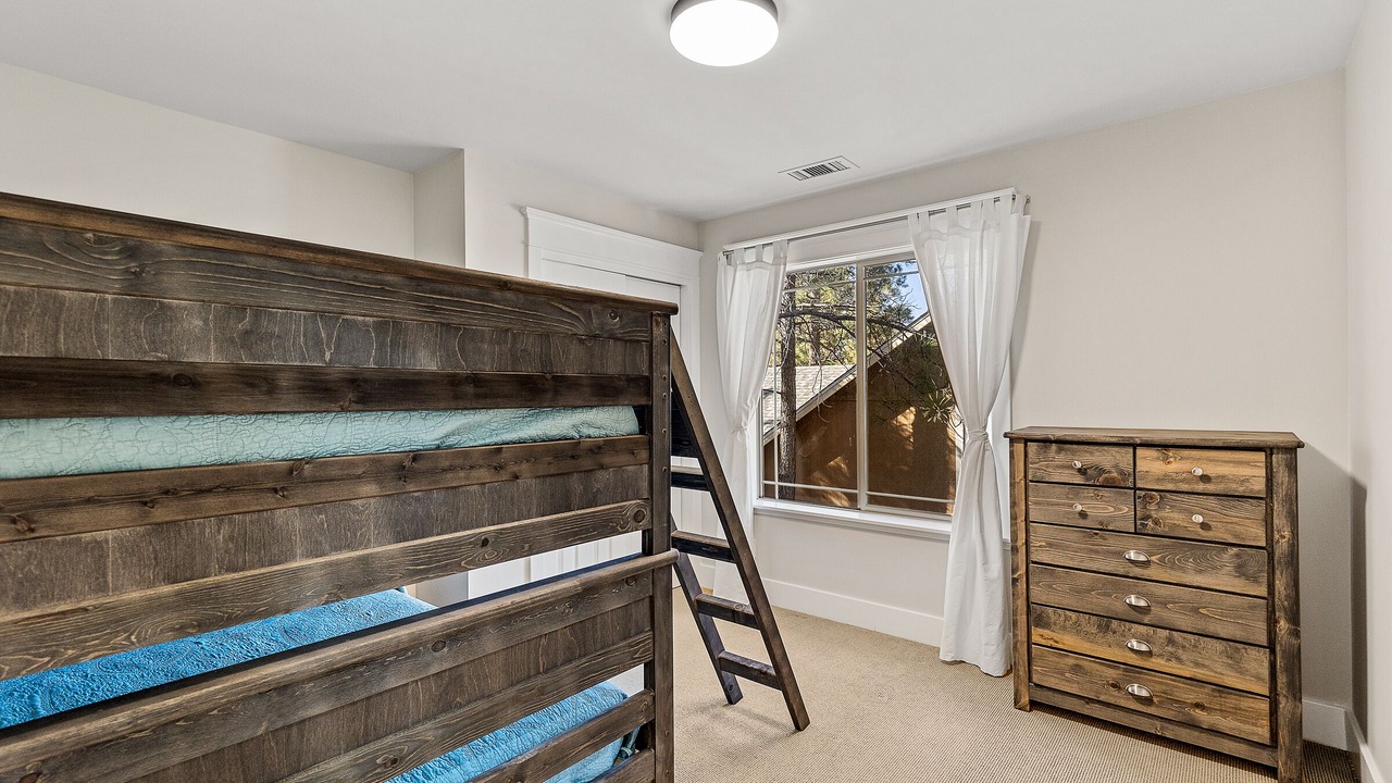 Photo of Bedroom in Ponderosa Trails