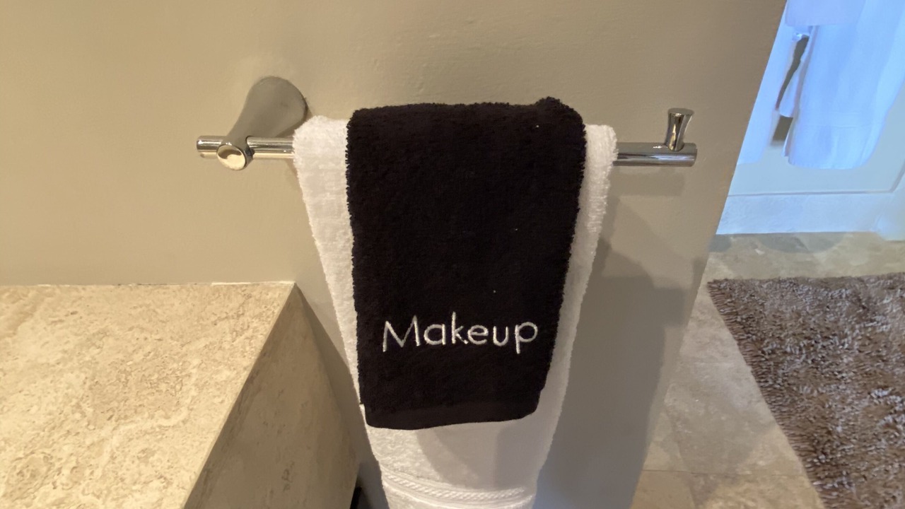 Photo of Bathroom in South Shore Hotel Area