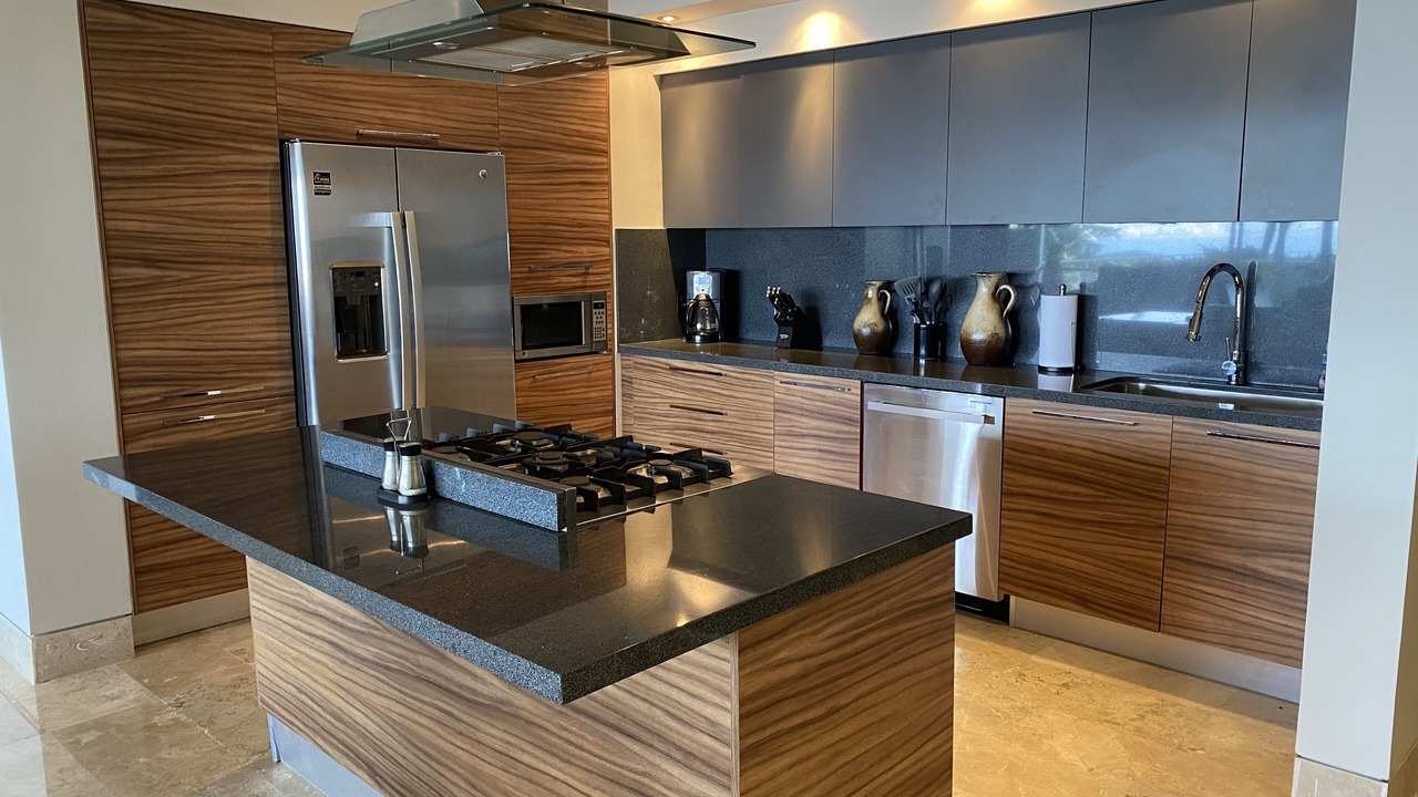 Photo of Kitchen in South Shore Hotel Area