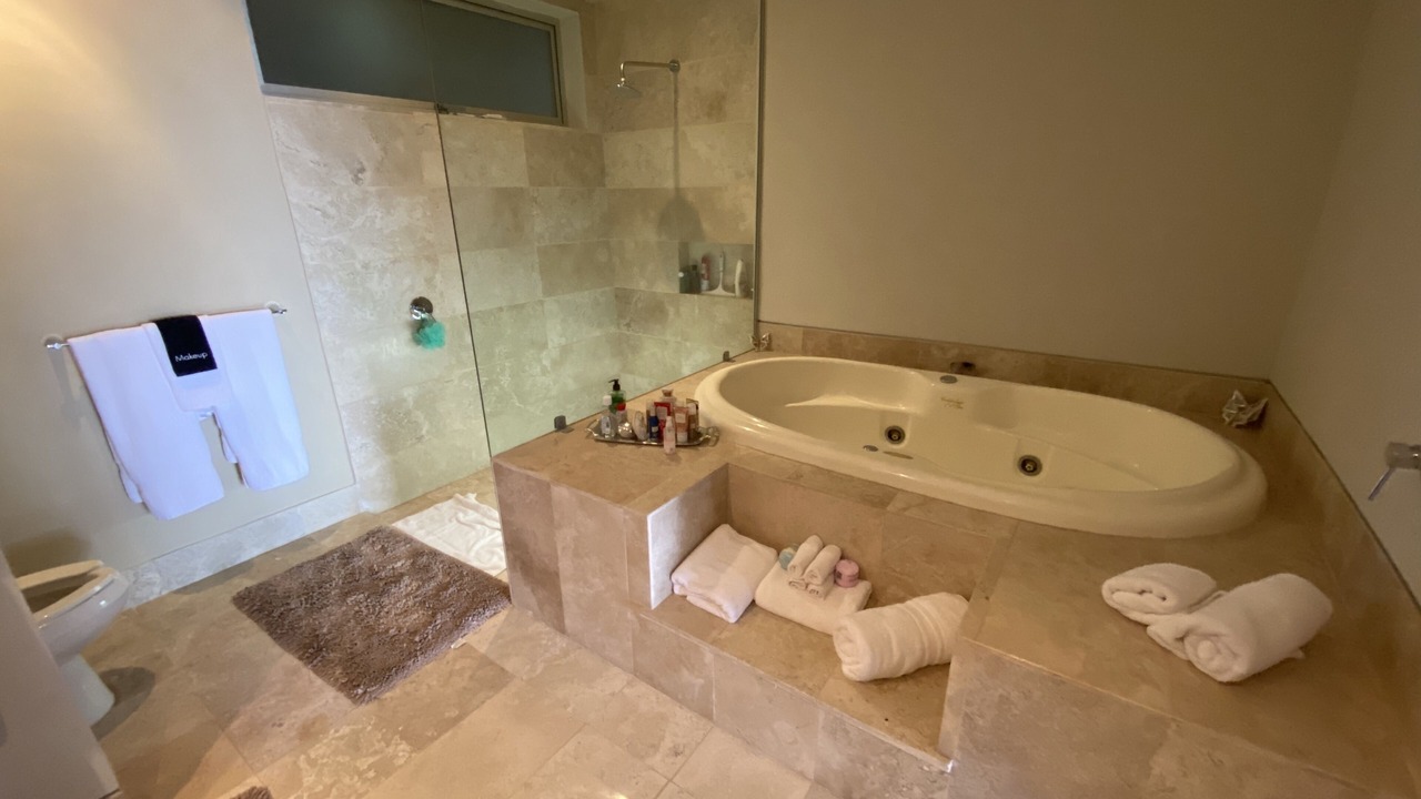 Photo of Bathroom in South Shore Hotel Area