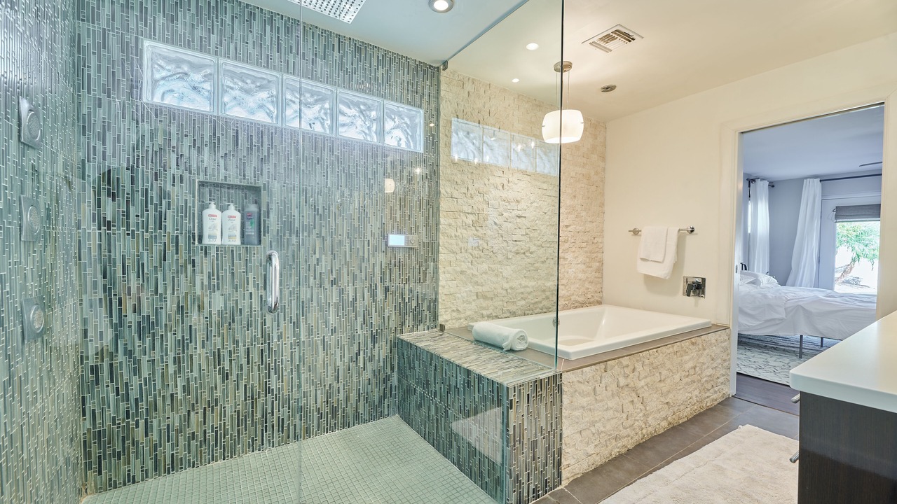 Photo of Bathroom in Scottsdale Estates Five